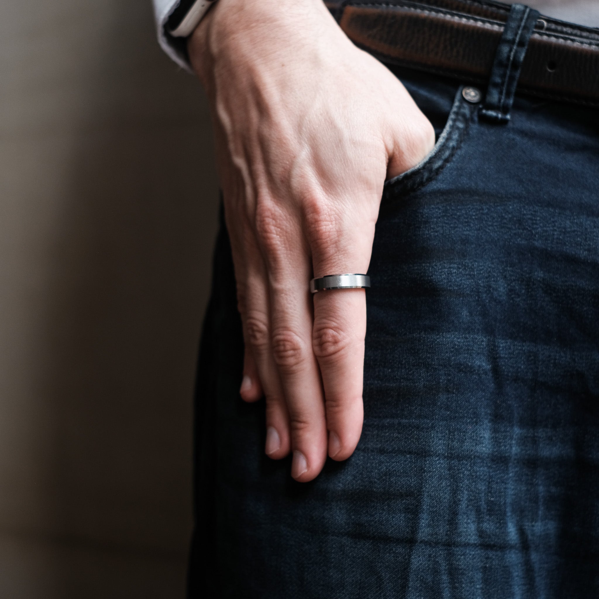 The Silver Knight - Silver 6mm Brushed Tungsten Beveled Ring