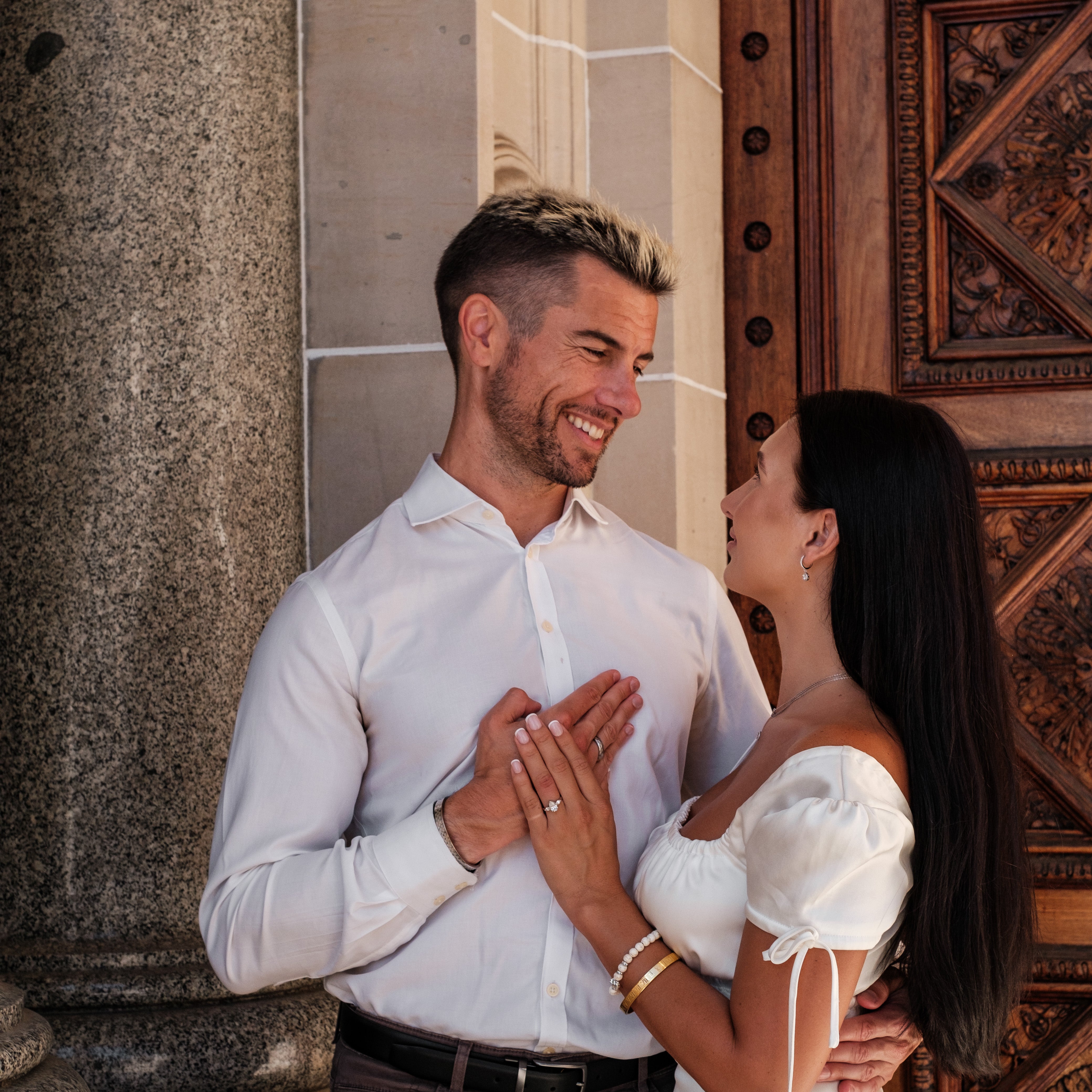 The Abigail - Women's 1.0 crt Moissanite Diamond Ring