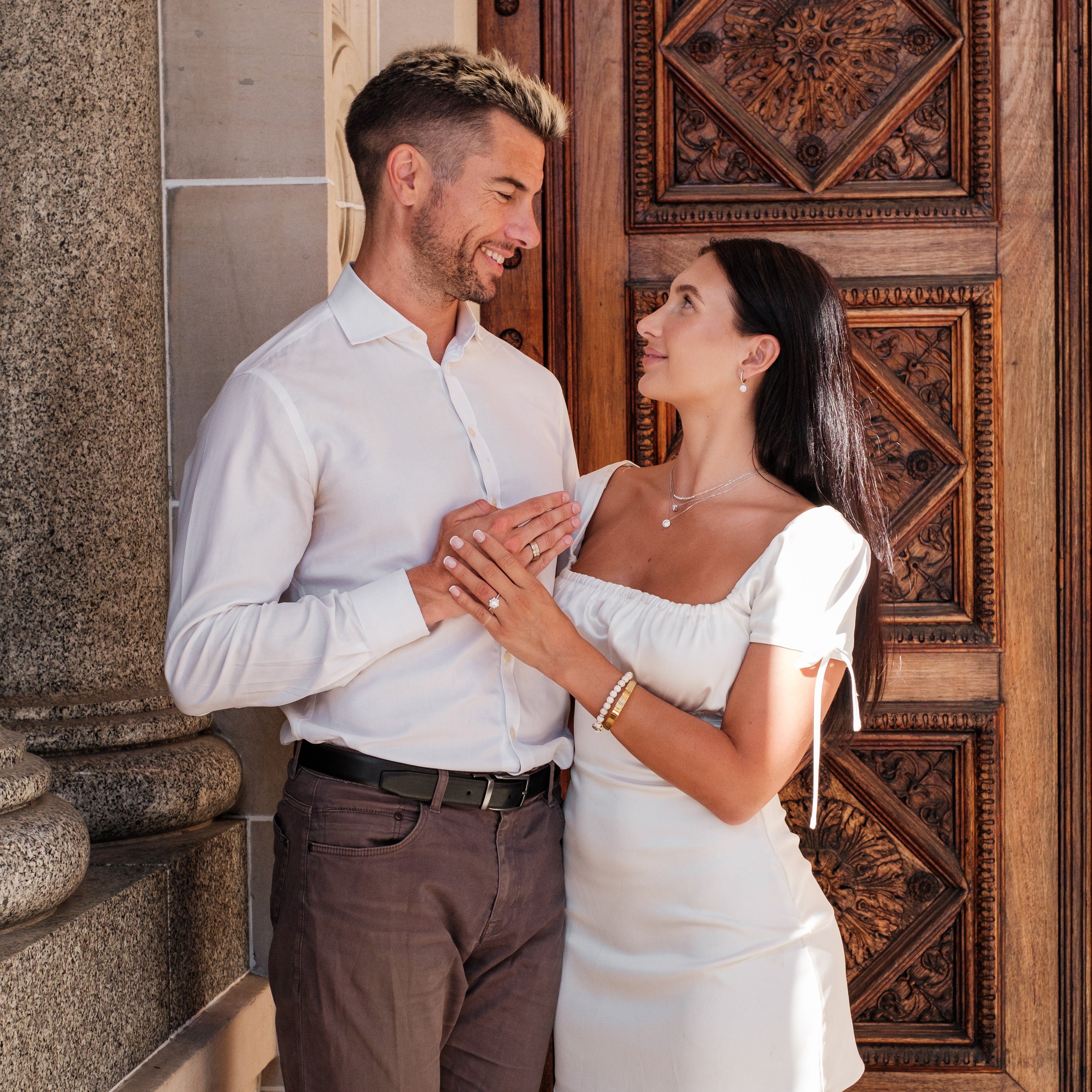 The Aubrey - Women's 1.0 crt Moissanite Diamond Ring