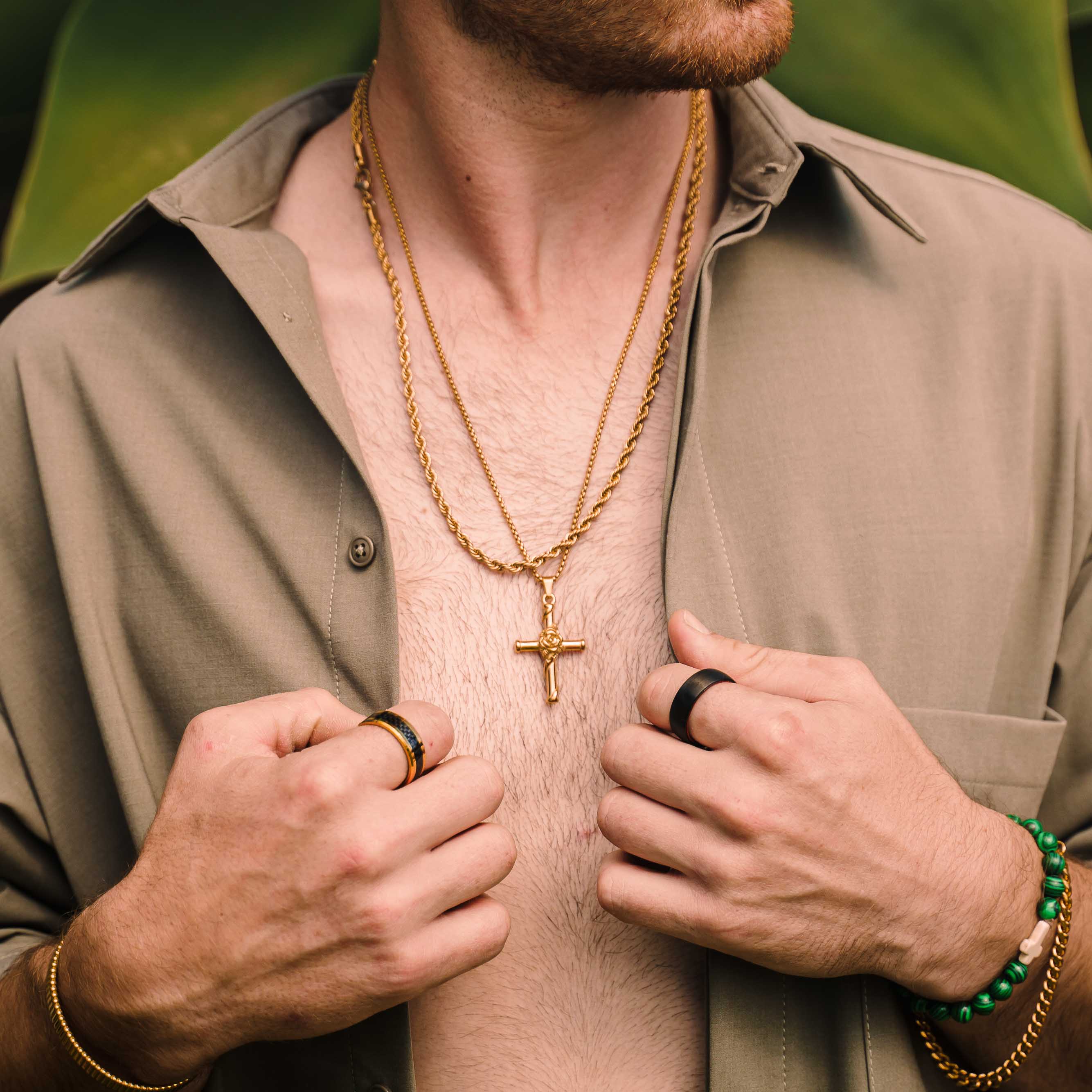 The Mr Interesting - Black Carbon Fibre Gold Tungsten Beveled Ring