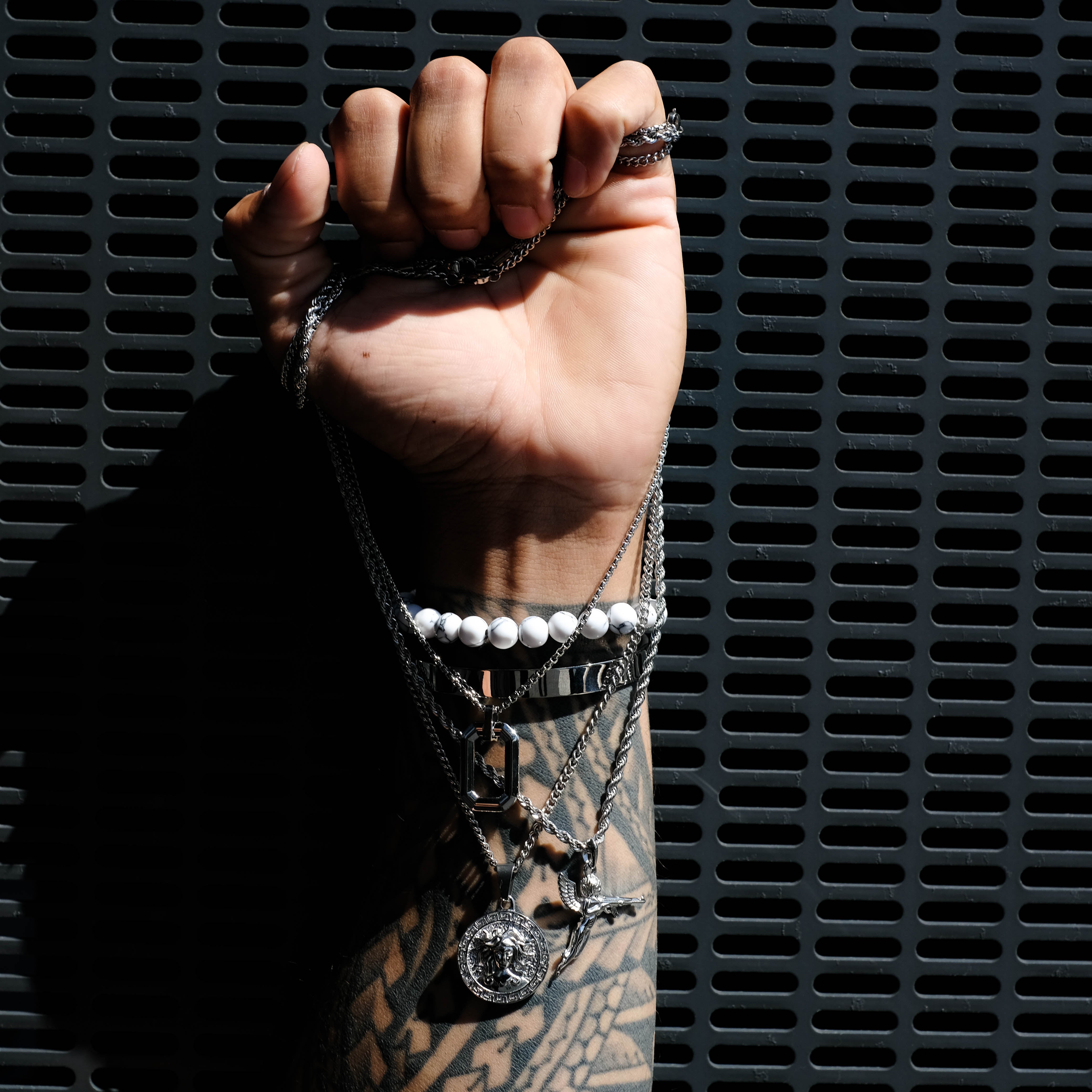 Geometric Link Necklace (Gold)