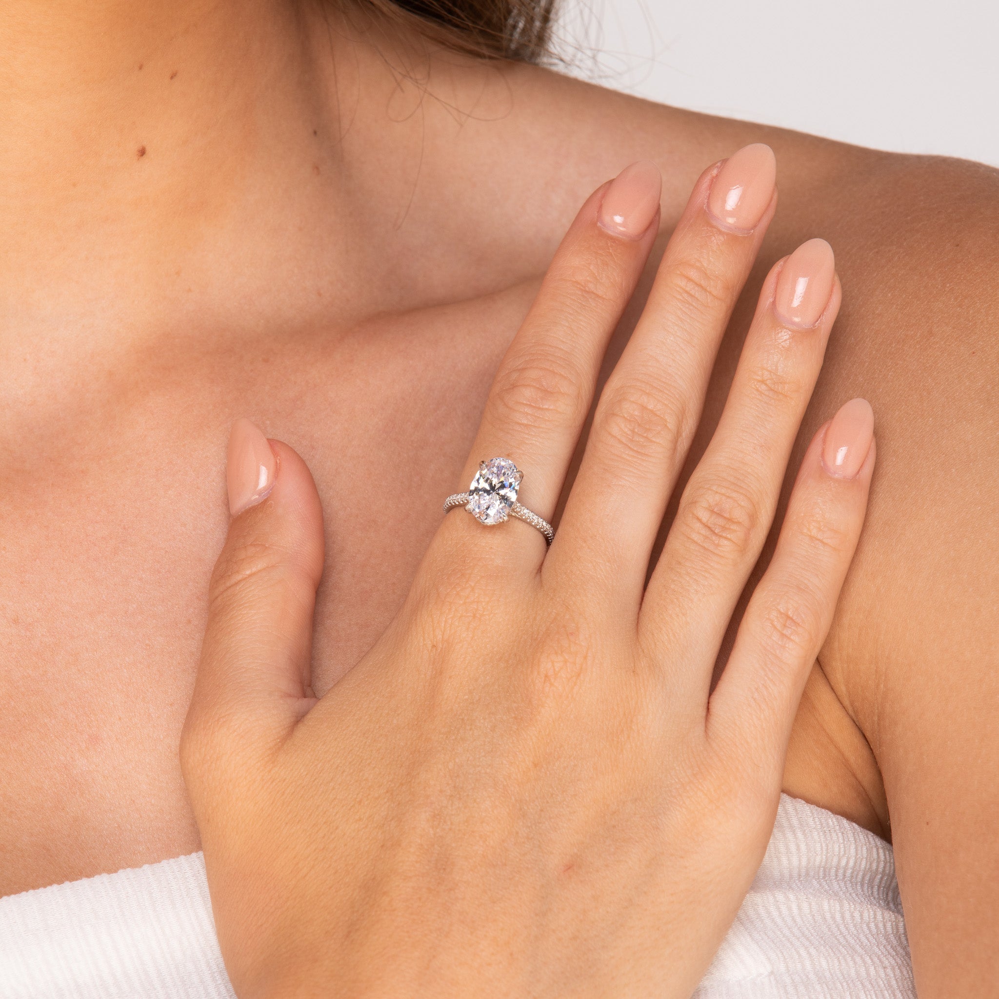 The Alessia - Women's Oval Sapphire Engagement Wedding Ring