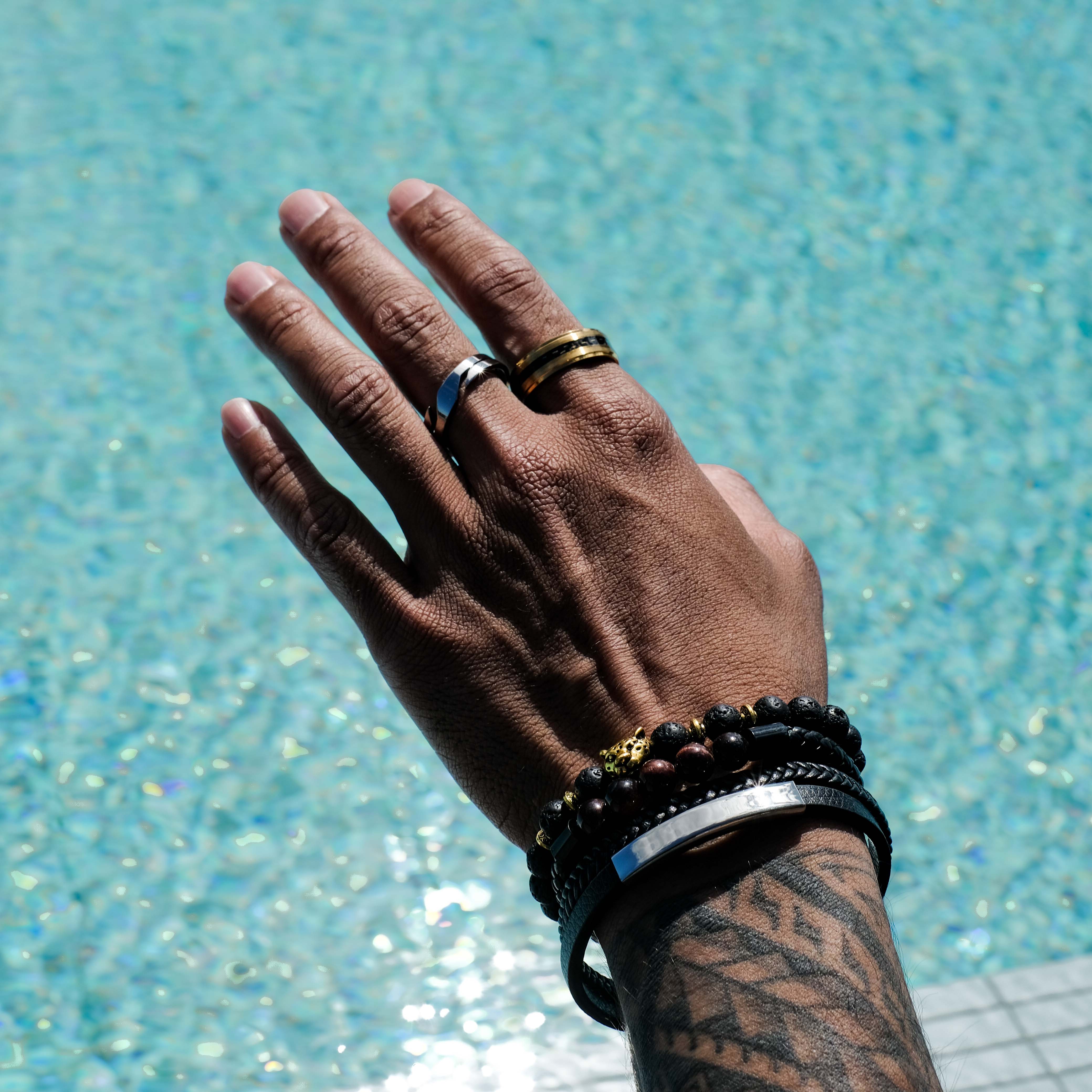 The Billionaire - Titanium Carbon Fibre Ring