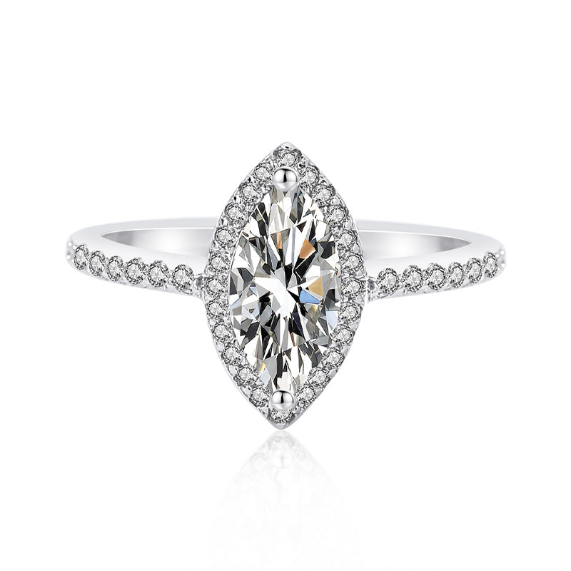 The Vivienne - Women's 1.0 crt Moissanite Diamond Ring