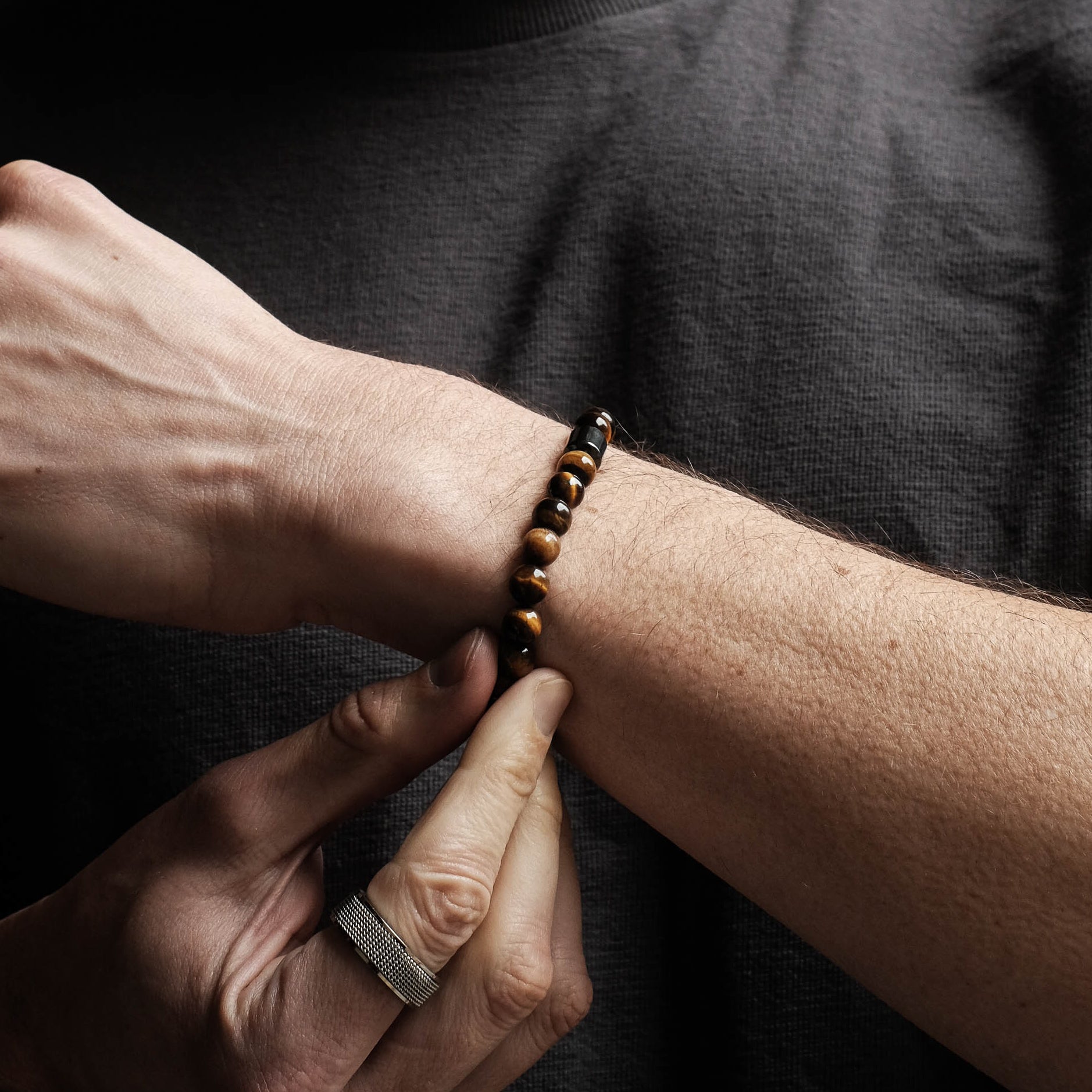 8mm Brown Tiger Eye Hematite Bracelet