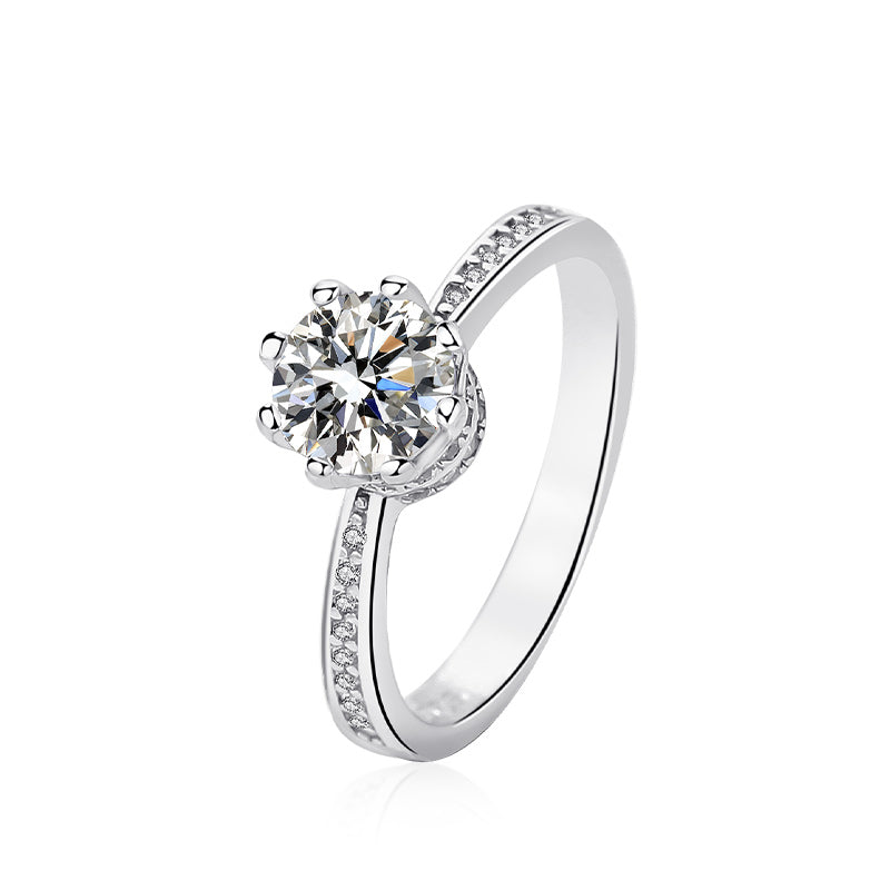 The Esme - Women's 0.8 crt Moissanite Diamond Ring